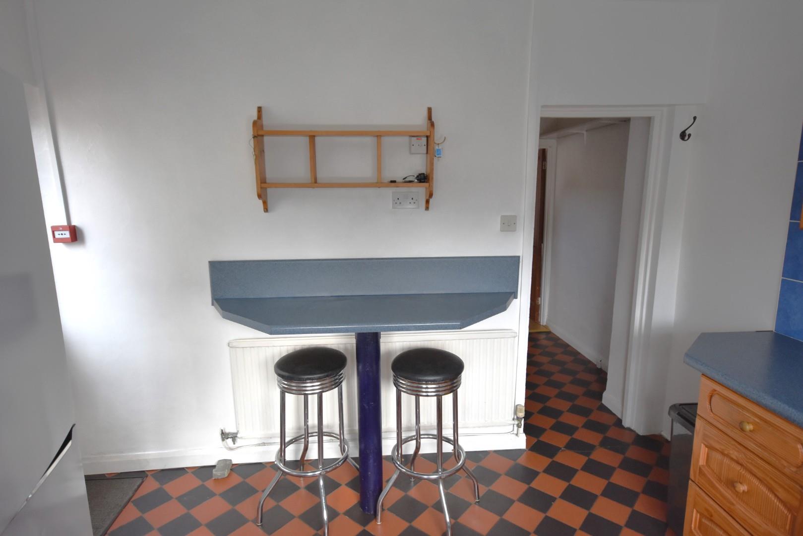 Flat 1, 68 Windsor Road, Penarth, CF64 1JJ